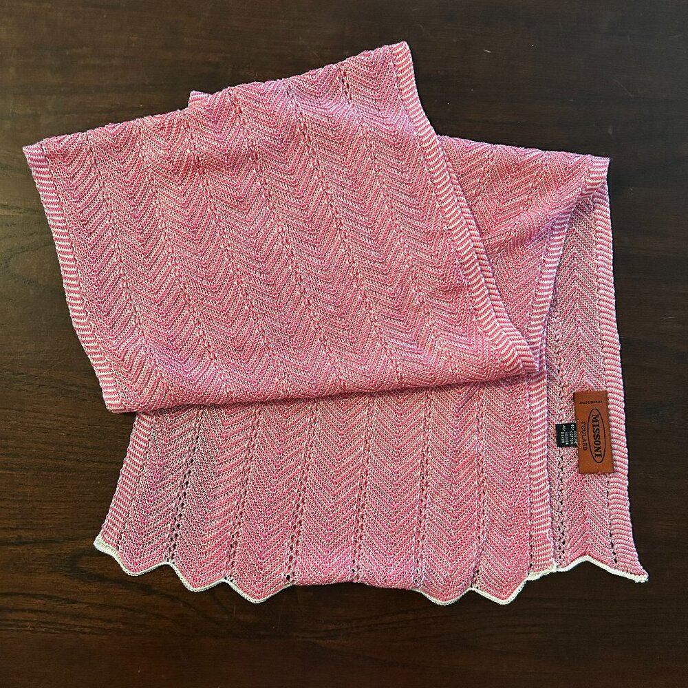 Missoni knit scarf hot pink/white